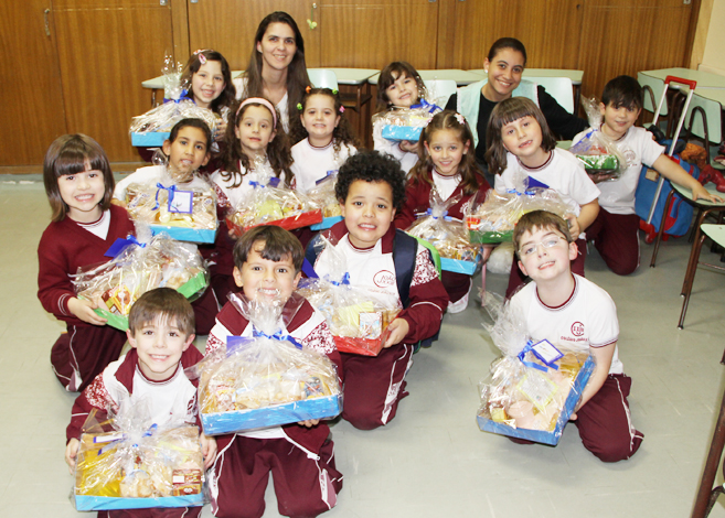 Read more about the article Dia dos Pais 2011- Educação Infantil