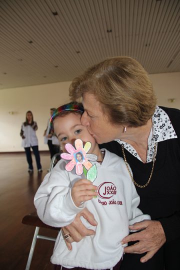 Read more about the article Encontro dos avós do maternal 30/08/12