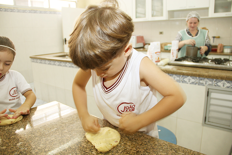 Read more about the article Pão na comemoração da Páscoa dos pequenos